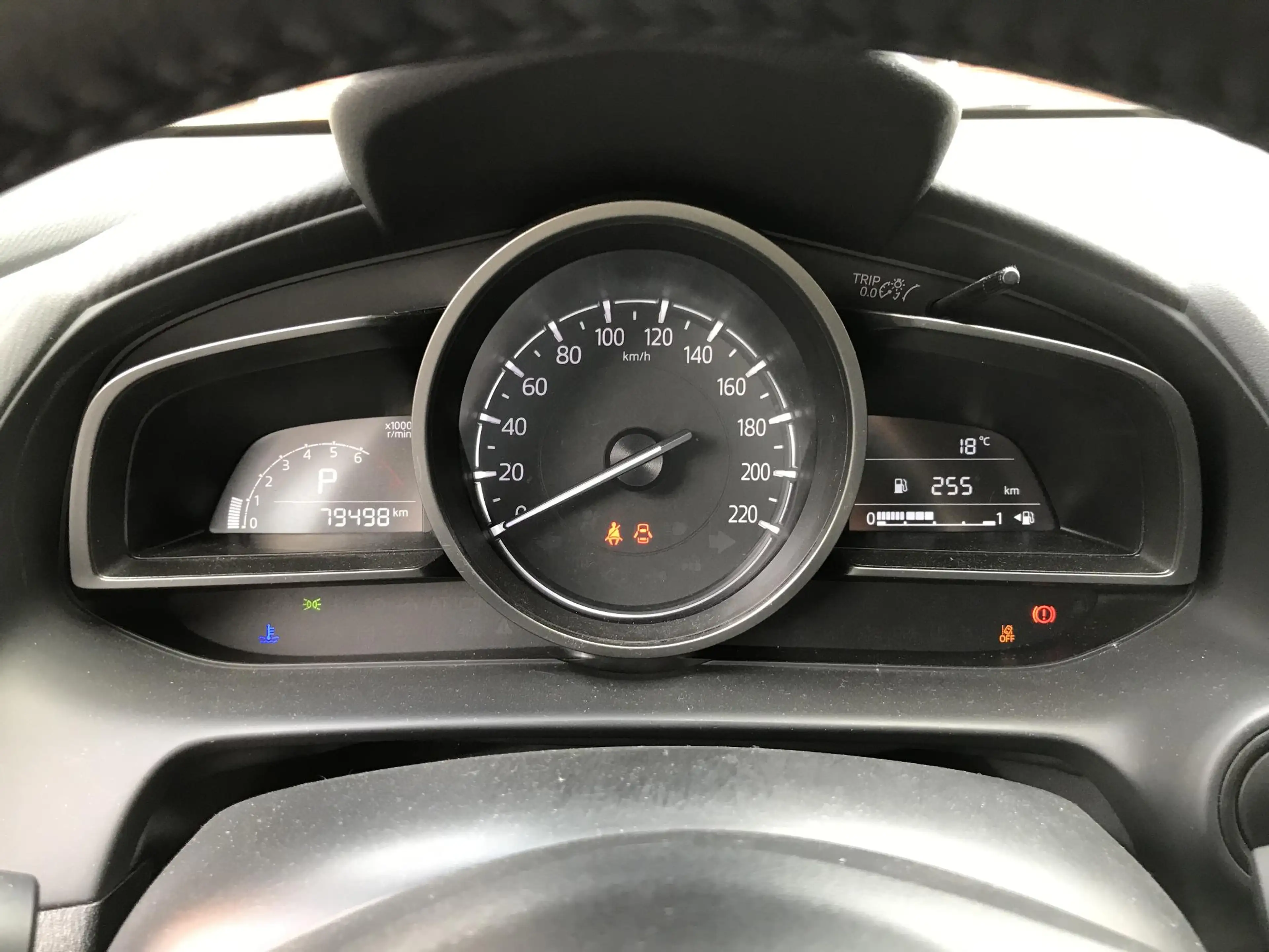 Mazda 2 1.5 Skyactiv-G Signature automaat, navigatie, clim — photo 11