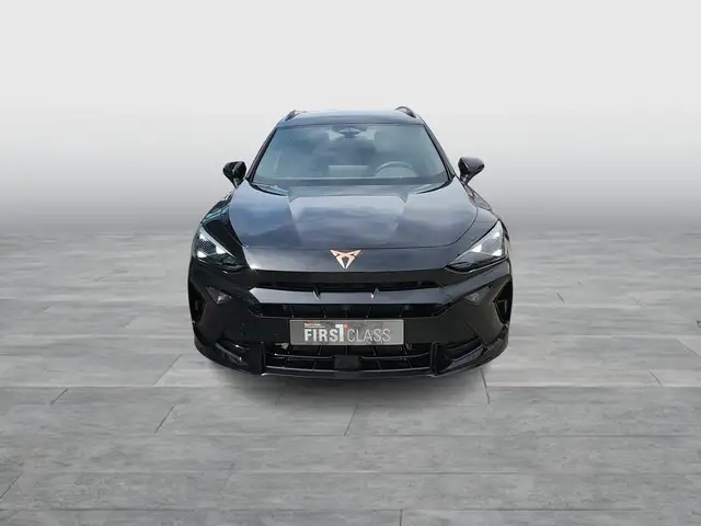 Cupra Formentor view 2