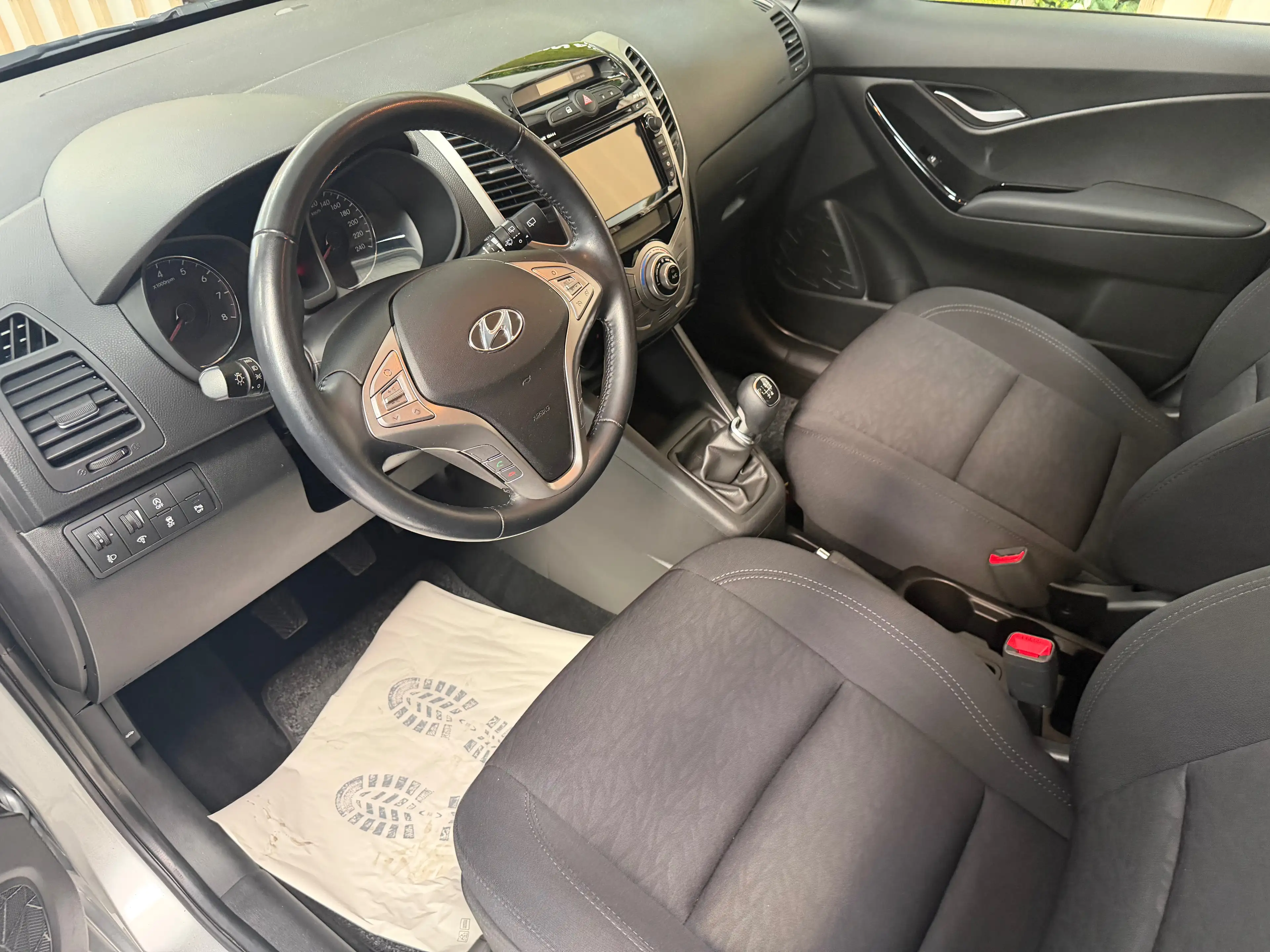 Hyundai iX20 iX20 1.4i Cool *GARANTIE 1 AN* — photo 7