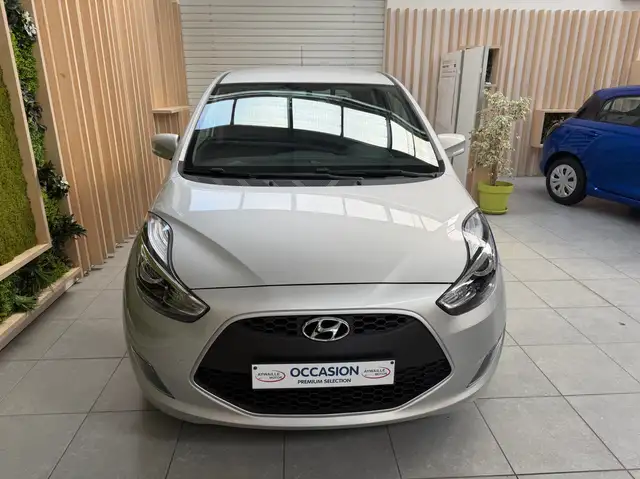 Hyundai Ix20 view 2