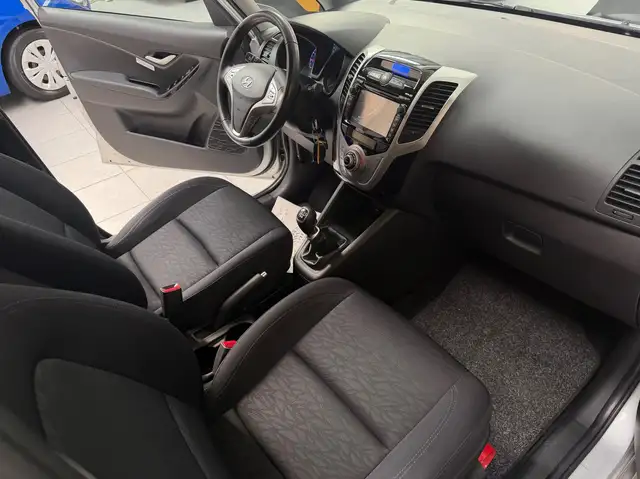 Hyundai Ix20 view 16