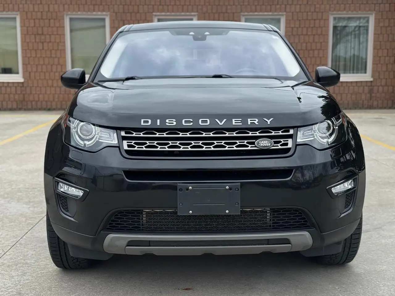 Land Rover Discovery Sport снимка Land Rover Discovery Sport