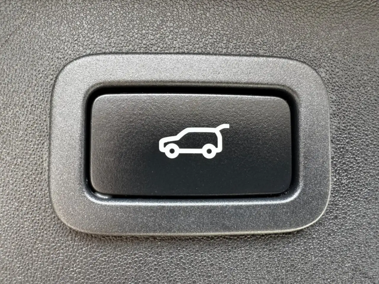 Land Rover Discovery Sport снимка Land Rover Discovery Sport