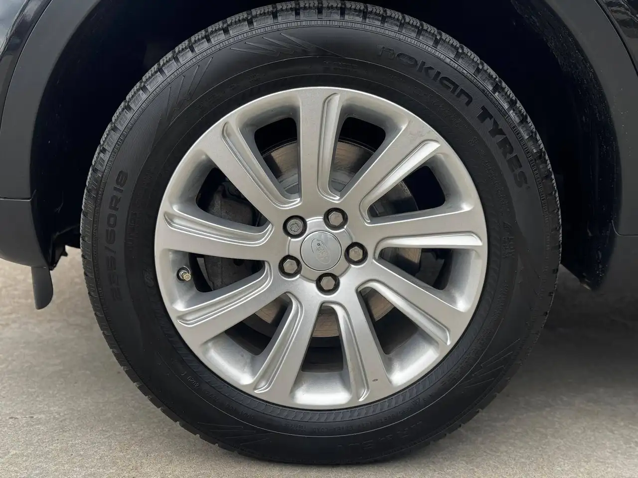 Land Rover Discovery Sport снимка Land Rover Discovery Sport