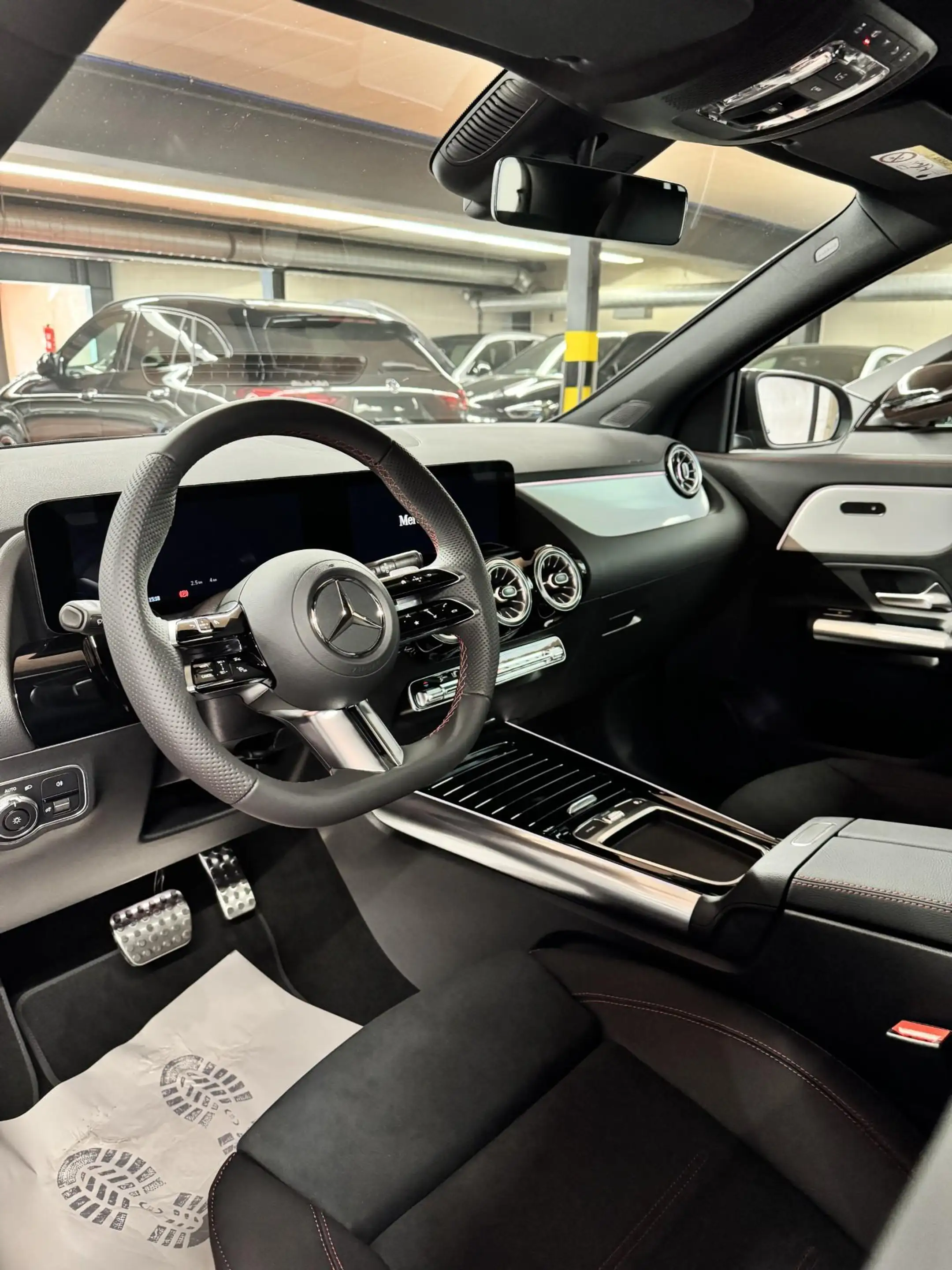 Mercedes-Benz GLA 180 GLA 140 Years Edition DOS 9098 — photo 3
