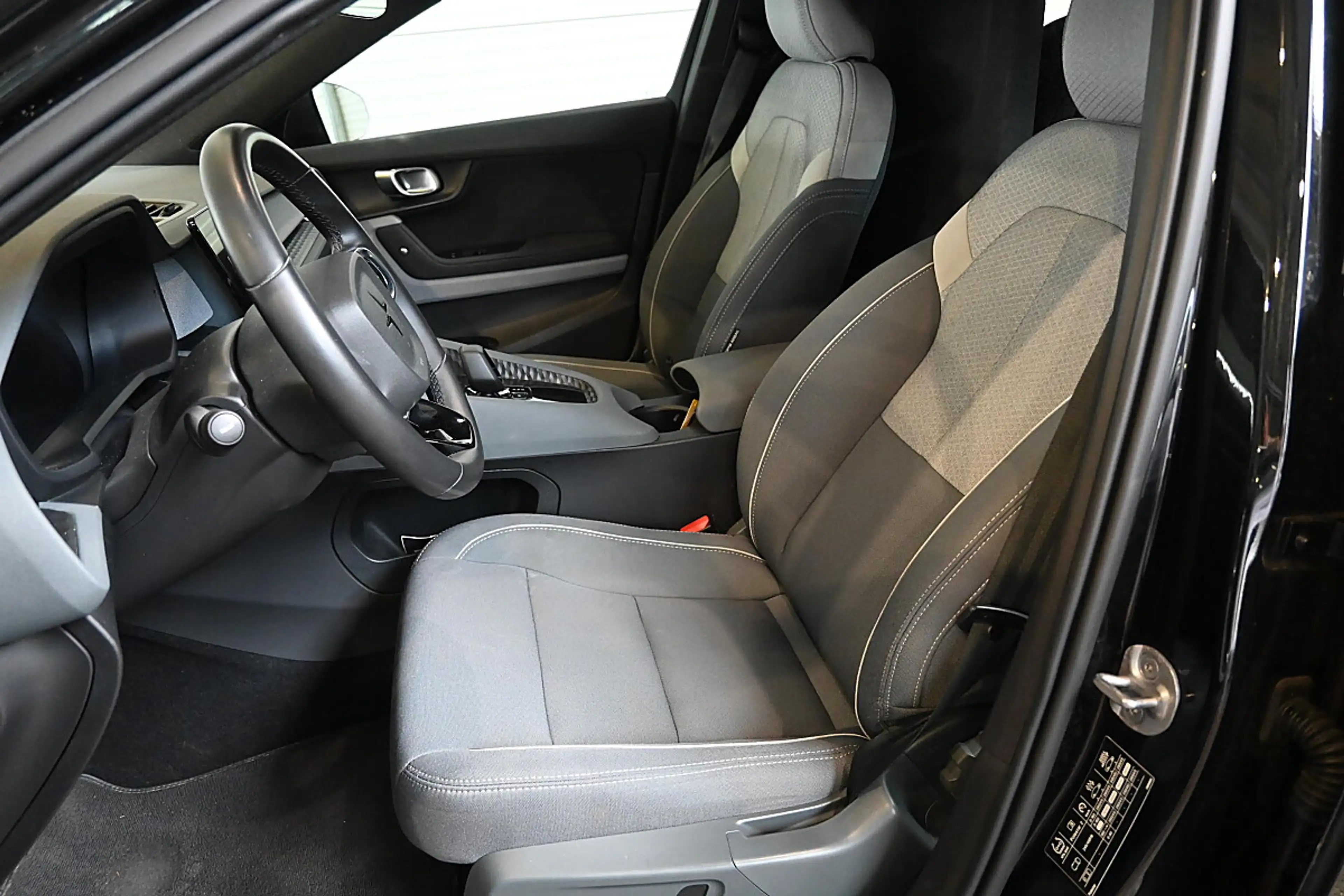 Polestar 2 Polestar 2 Polestar2 Long Range Single Motor El... — photo 13