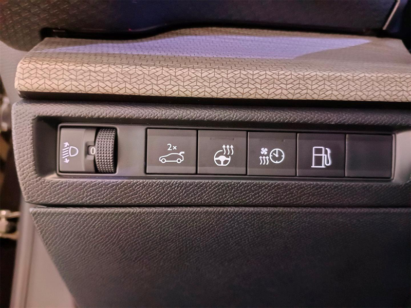 Citroen C5 X Shine Edition Hybrid 225 e-EAT8 — photo 15