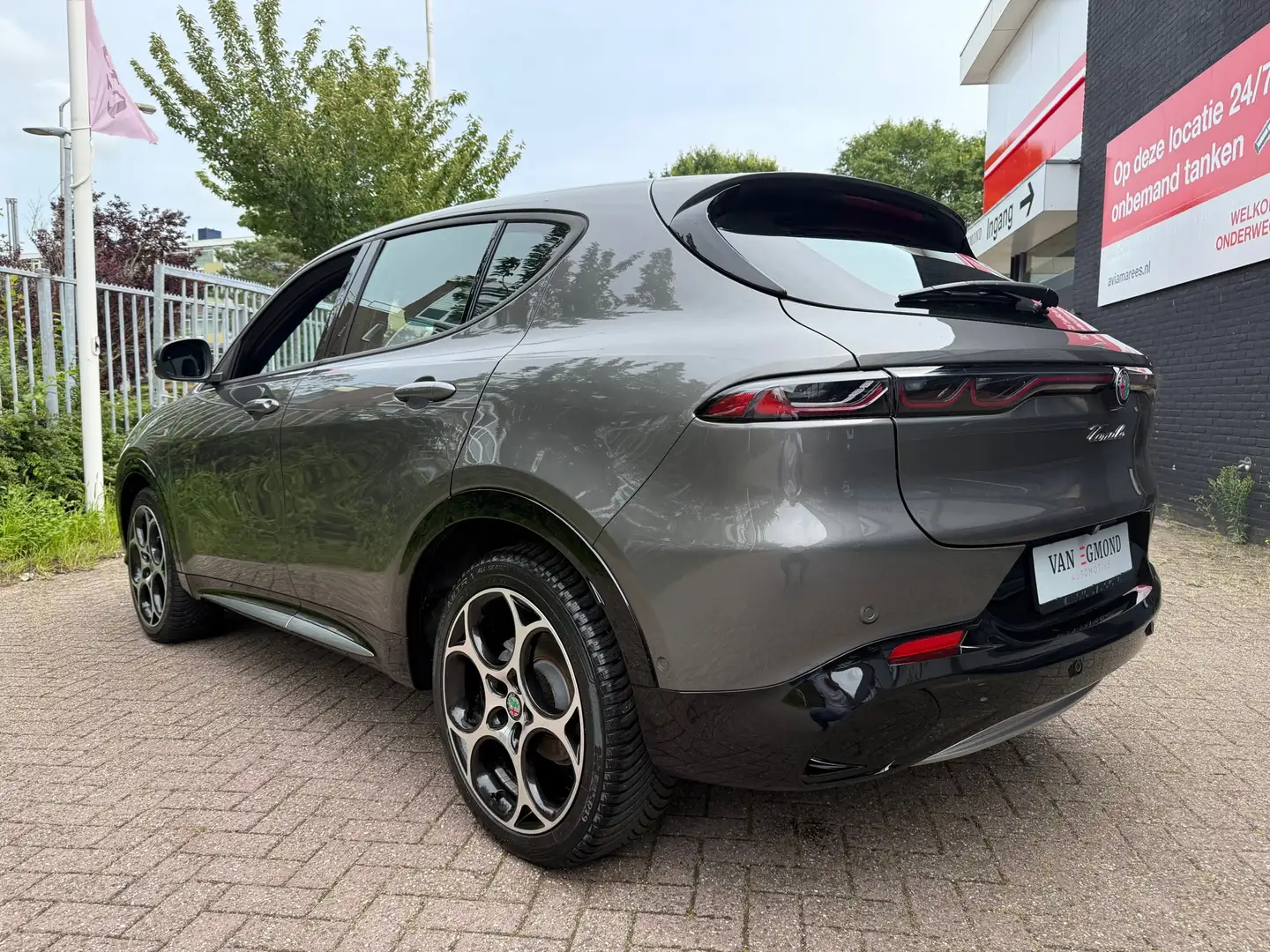 Alfa Romeo Tonale 1.5T Hybrid Sprint Gris - 2