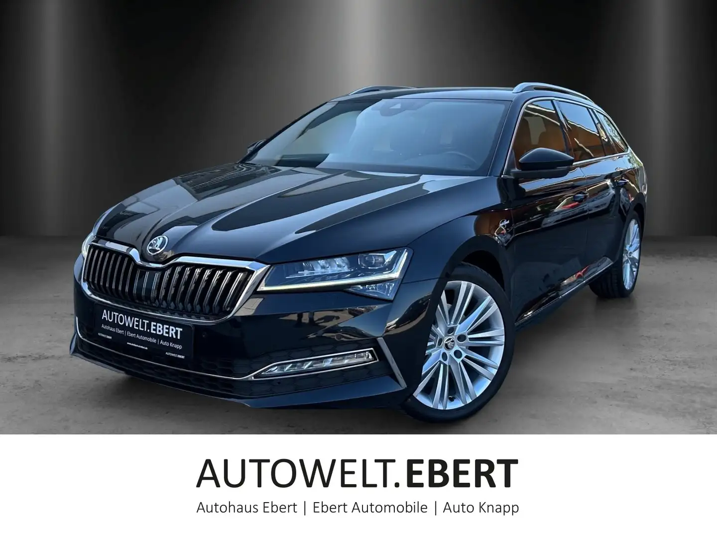 Skoda Superb Combi 2.0 TDI L&K/AHK/PANO-DACH/360°/ACC/ Zwart - 1