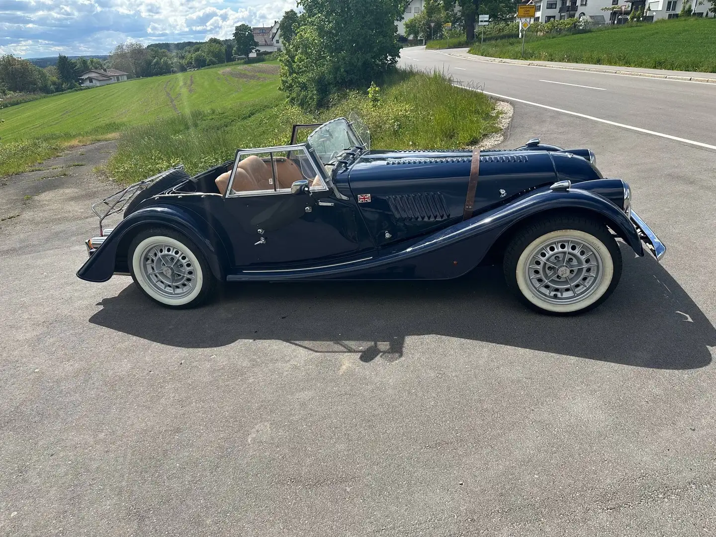 Morgan Plus 8 Blau - 2