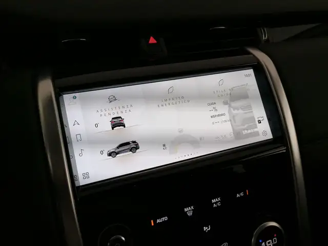 Land Rover Discovery Sport view 23