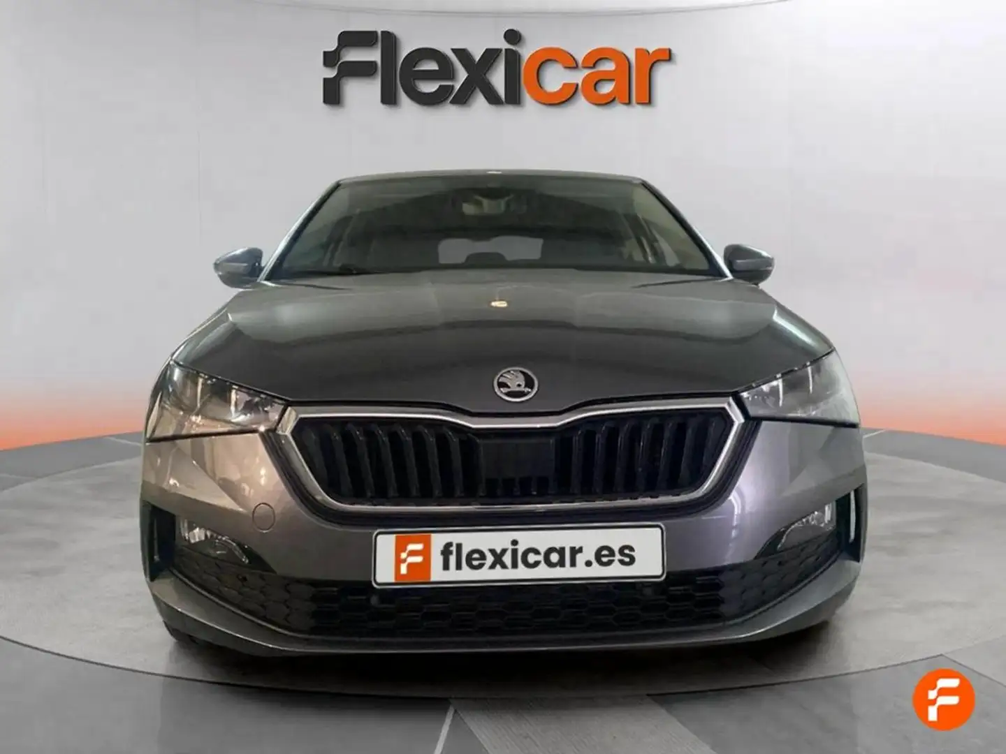 Skoda Scala 1.0 TSI Selection 85kW Gris - 2