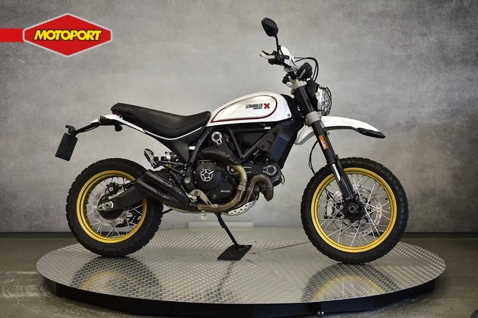 Ducati Scrambler DS Wit - 1