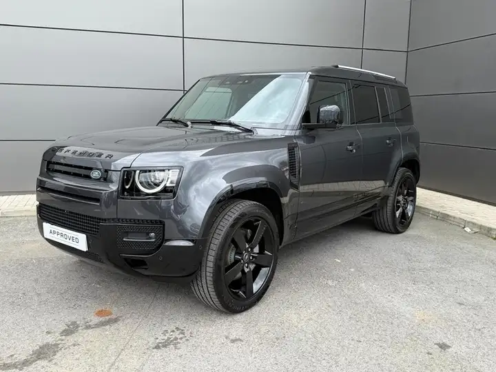 Land Rover Defender 2026