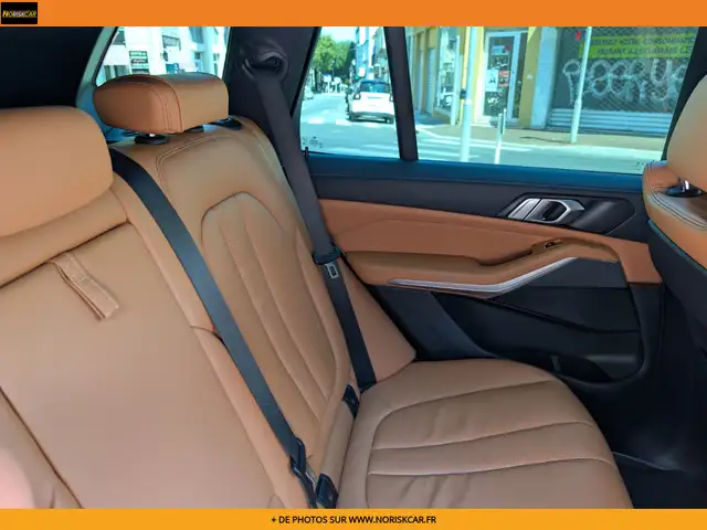 BMW X5 view 20