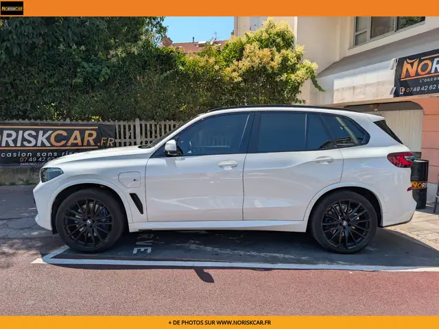 BMW X5 view 3