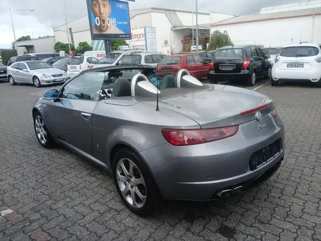 Alfa Romeo Spider 2.2 JTS 16V Exclusive