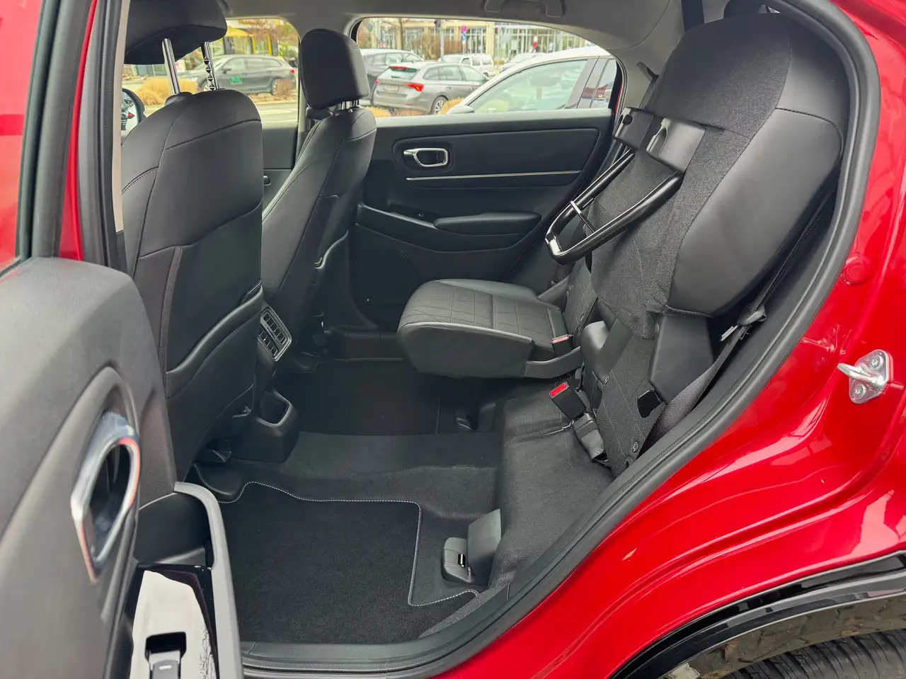 Honda HR-V HR-V 1.5 e:HEV Hybrid Advance | Allwetterreifen 12