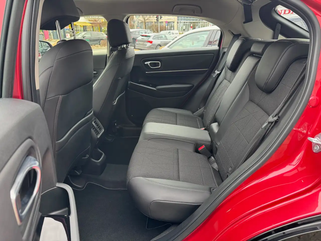 Honda HR-V HR-V 1.5 e:HEV Hybrid Advance | Allwetterreifen 11