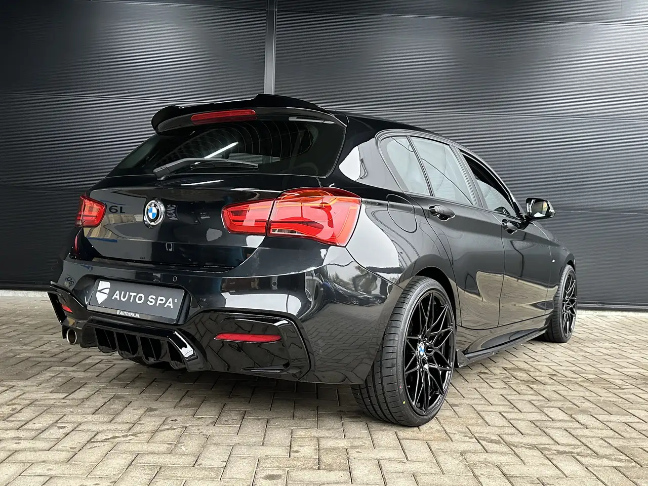 BMW 118 — photo 10 sur 43