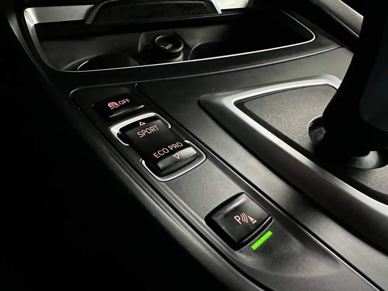 BMW 118 — photo 20 sur 43