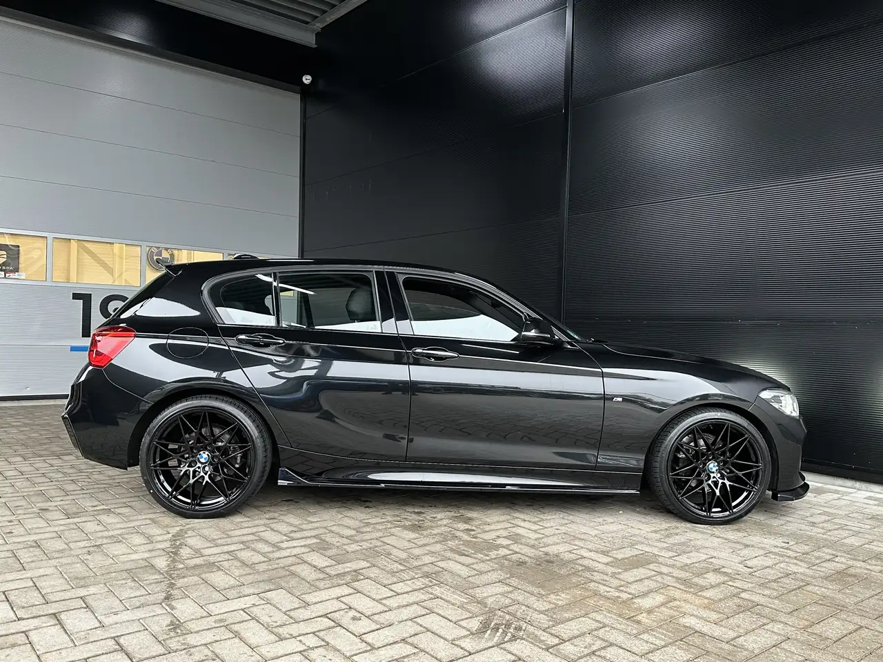 BMW 118 — photo 9 sur 43