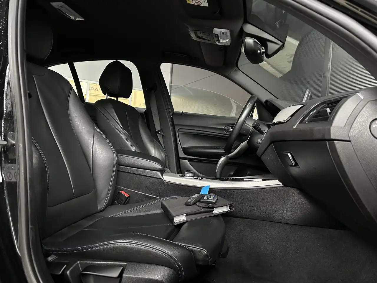 BMW 118 — photo 12 sur 43