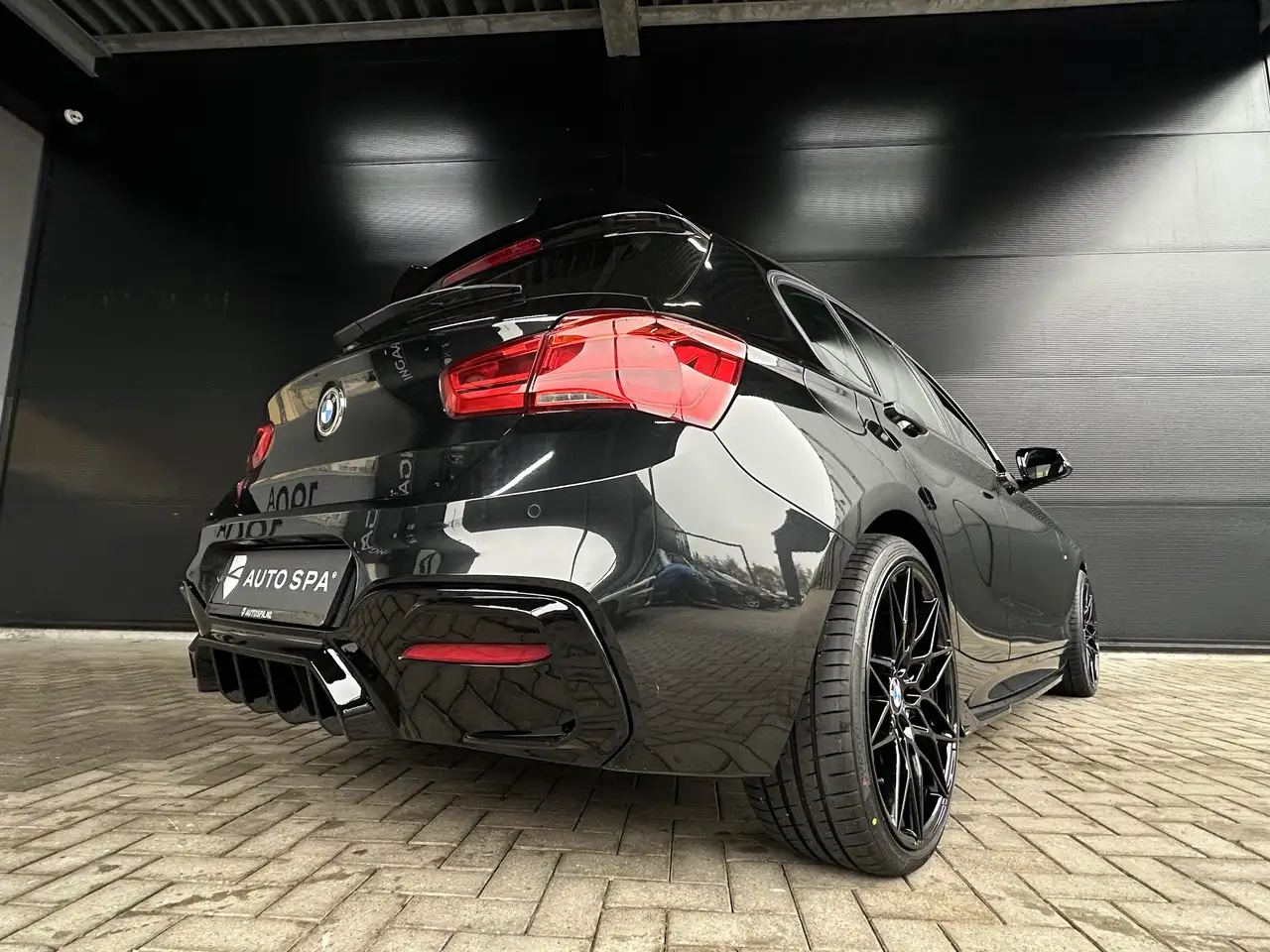 BMW 118 — photo 24 sur 43