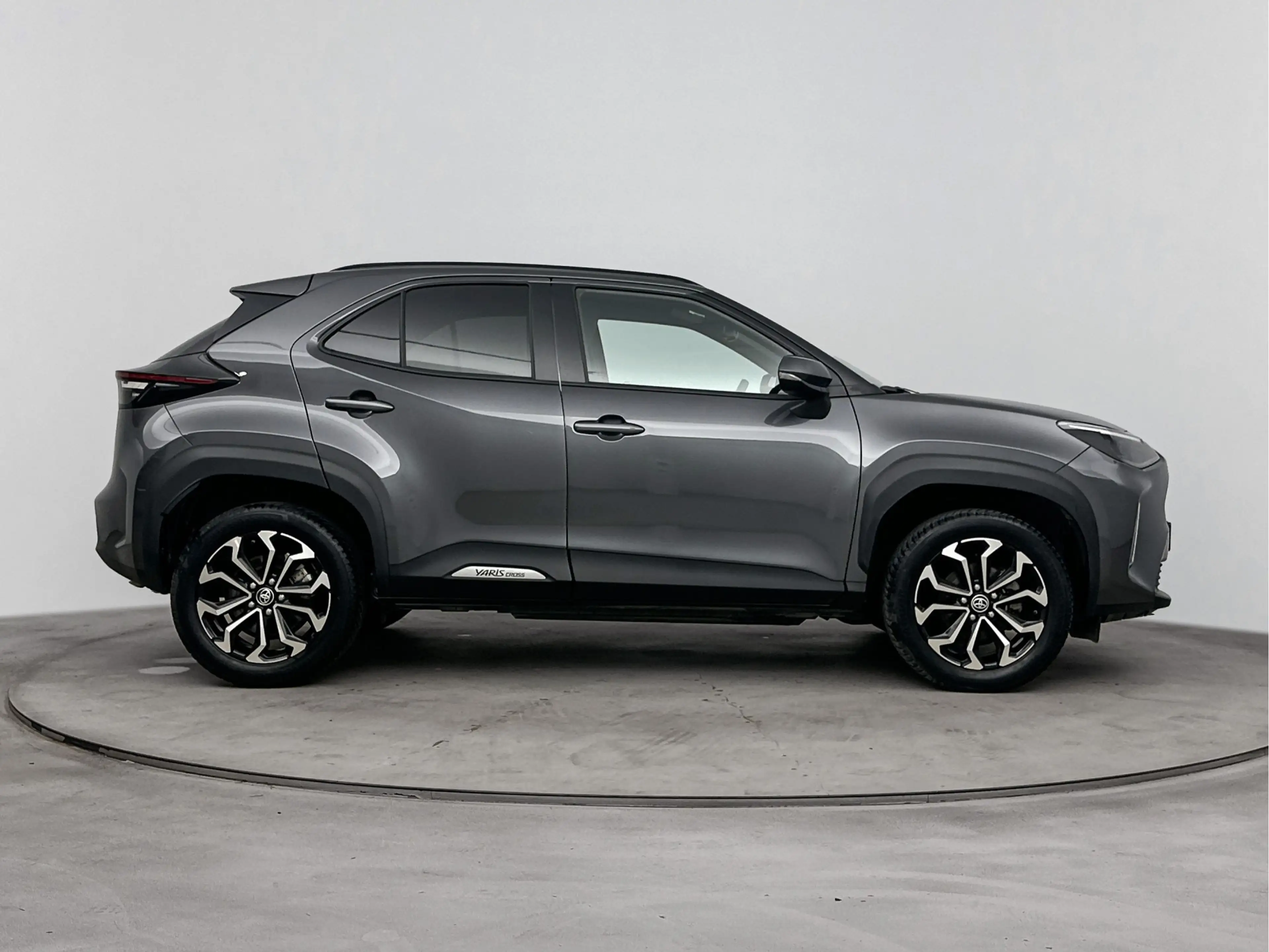 Toyota Yaris Cross 1.5 Hybrid 115 Dynamic | Voorruit-Stuur-Stoelverwa — photo 11
