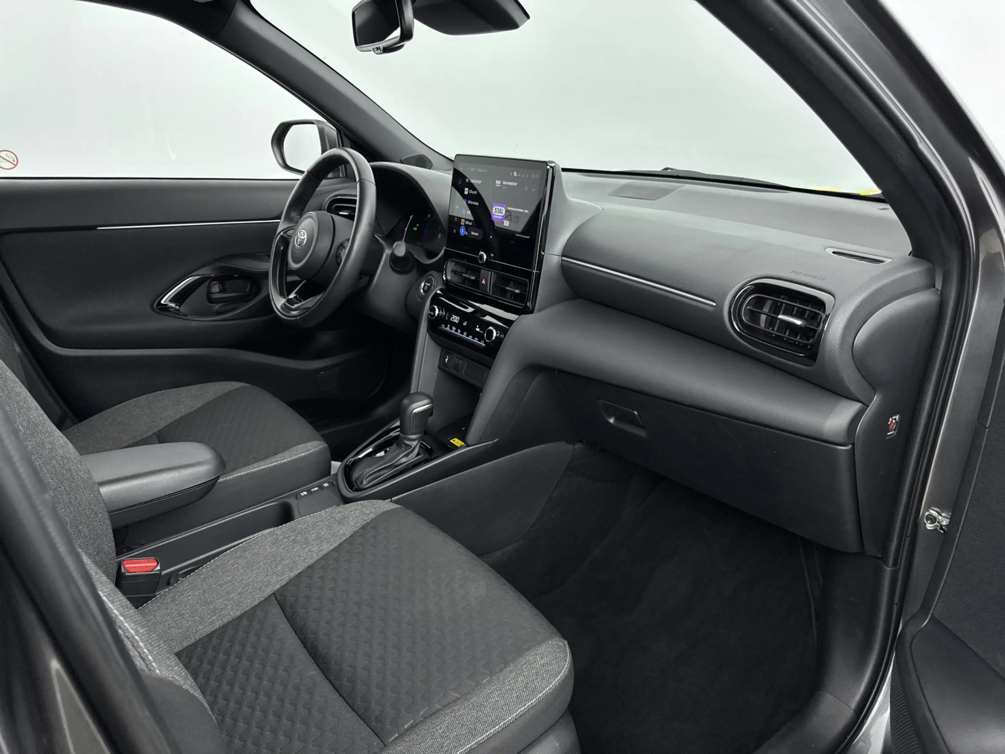 Toyota Yaris Cross 1.5 Hybrid 115 Dynamic | Voorruit-Stuur-Stoelverwa — photo 6