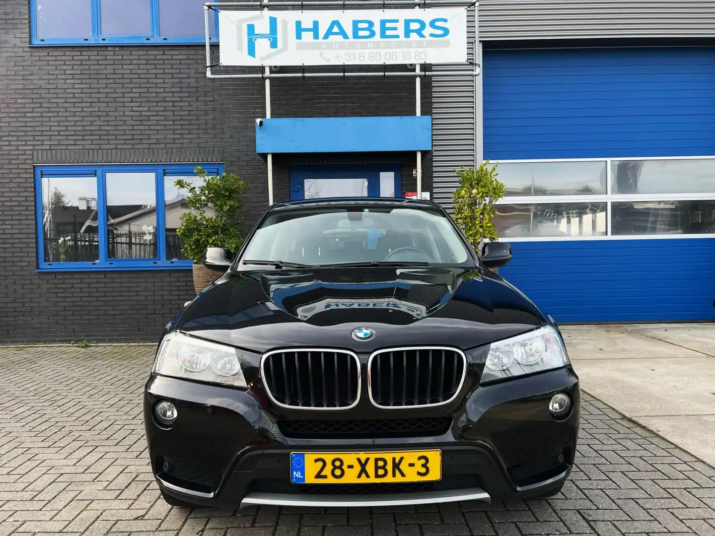 BMW X3 XDrive20i Executive 184PK|Origineel NL|Navi|Camera Zwart - 2