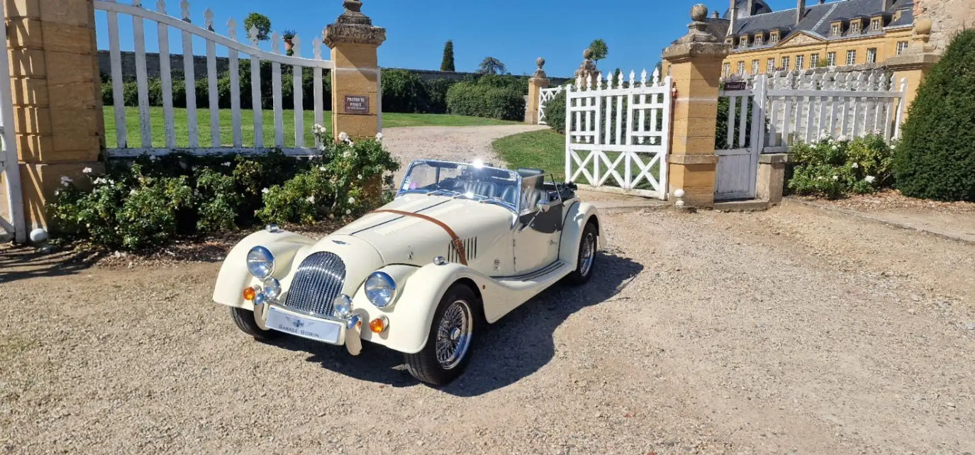 Morgan Plus 4 2.0 4 Weiß - 1