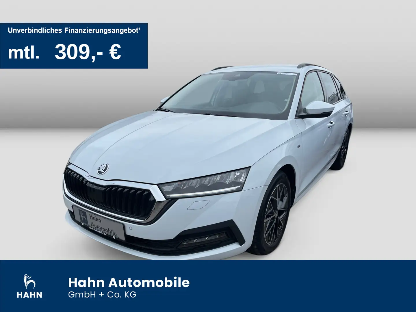 Skoda Octavia Combi 2.0TDI DSG Clever LED Navi AHK APP Белый - 1