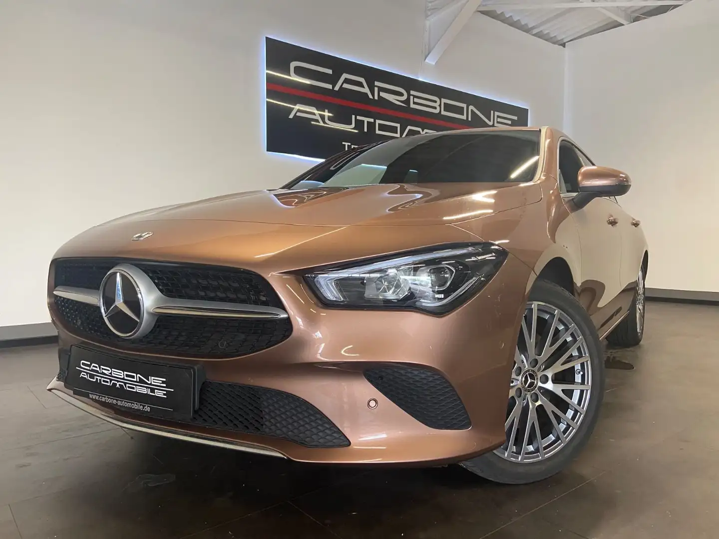 Mercedes-Benz CLA 250 *Ambi*18"* Золотий - 1