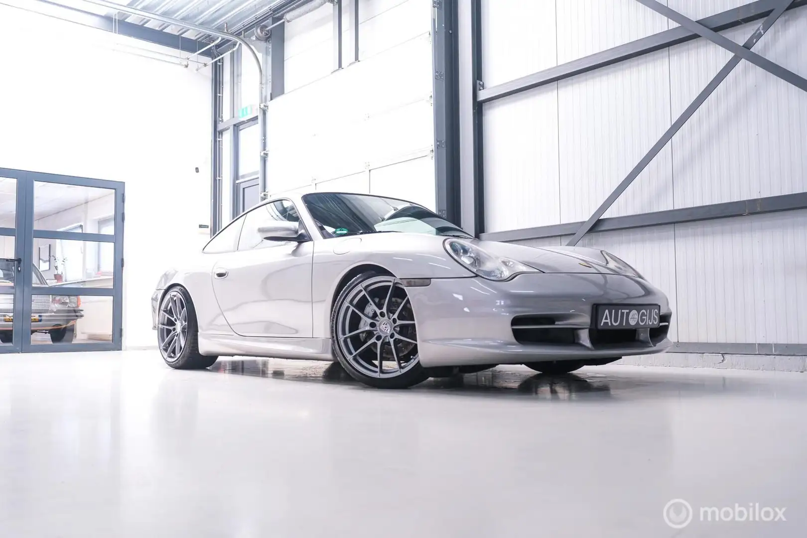 Porsche 996 Cabrio 3.6 Carrera 4 Grijs - 1