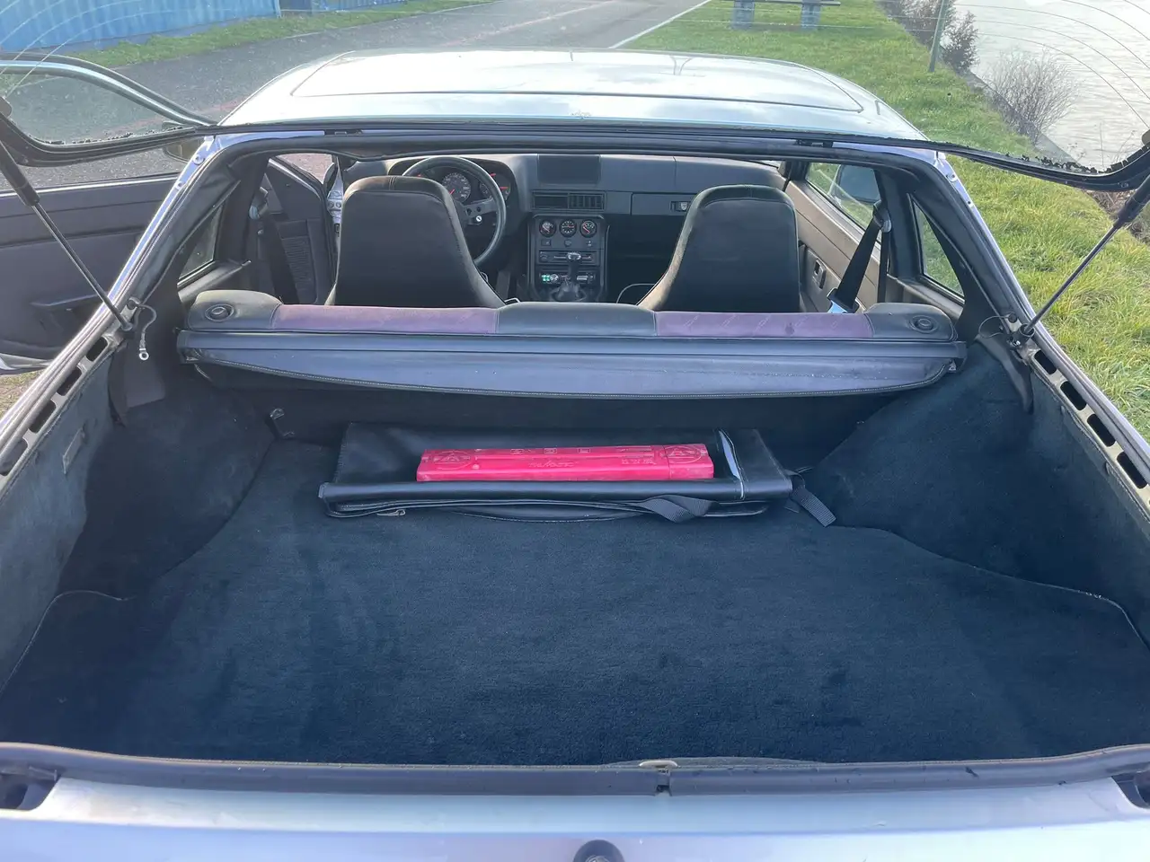 Porsche 924S, foto 10