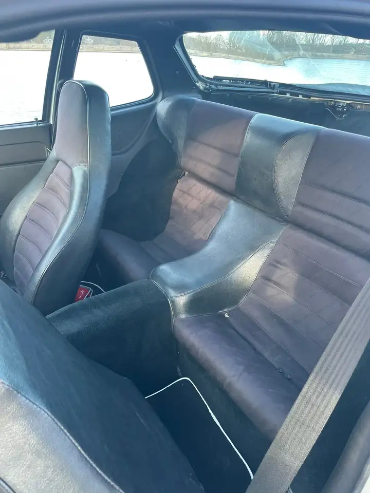 Porsche 924S, foto 9