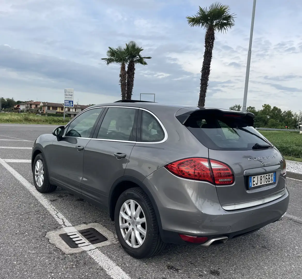 Porsche Cayenne Cayenne II 2010 3.0 V6 tdi 245cv tiptronic Grau - 1