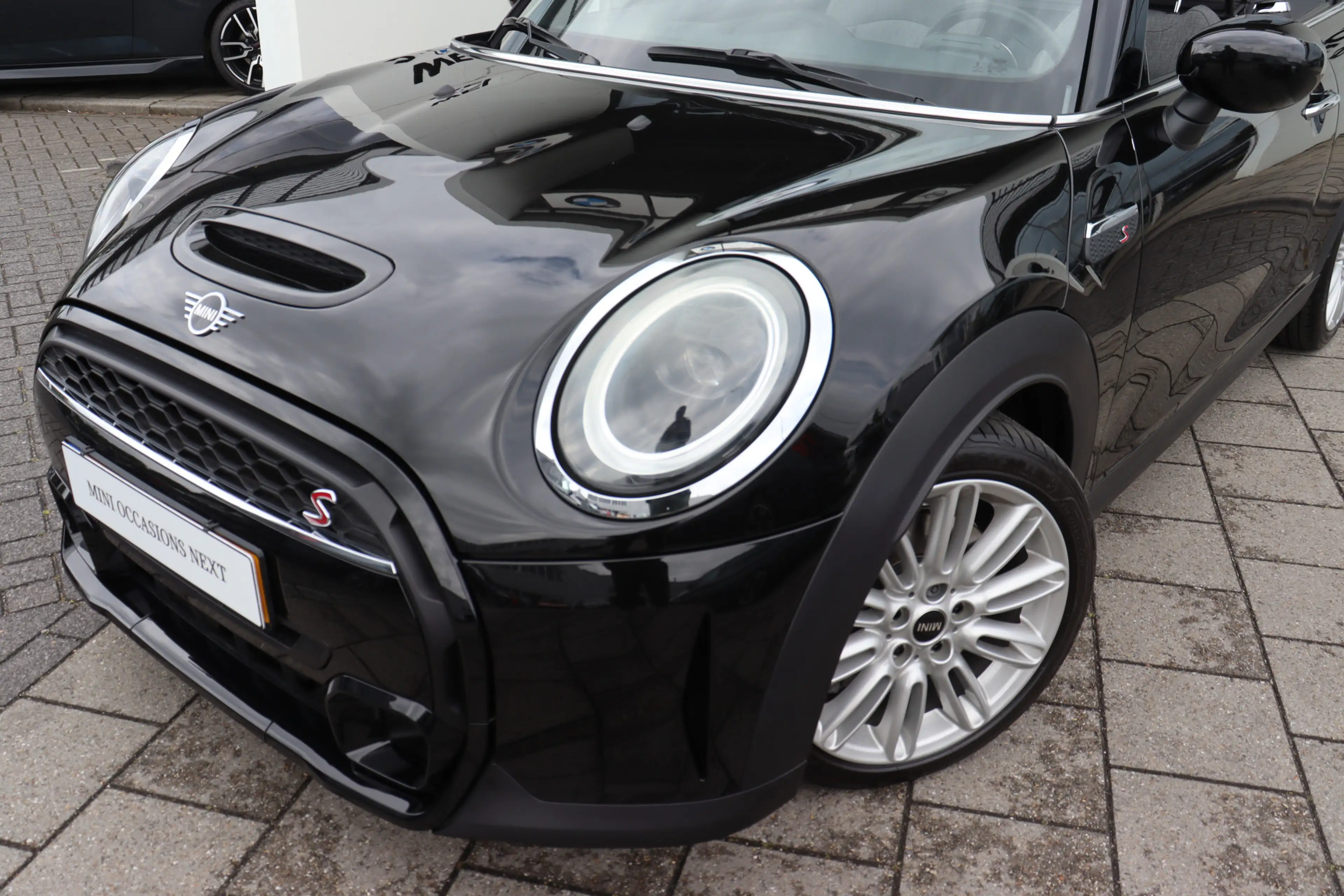MINI Cooper S Cabrio Classic Automaat / Sportstoelen / Achteruitrijcame — photo 2