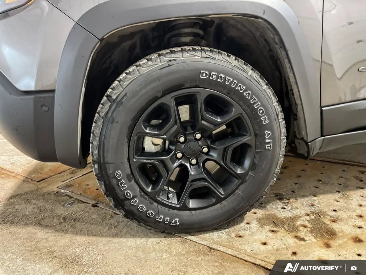Jeep Cherokee photo Jeep Cherokee