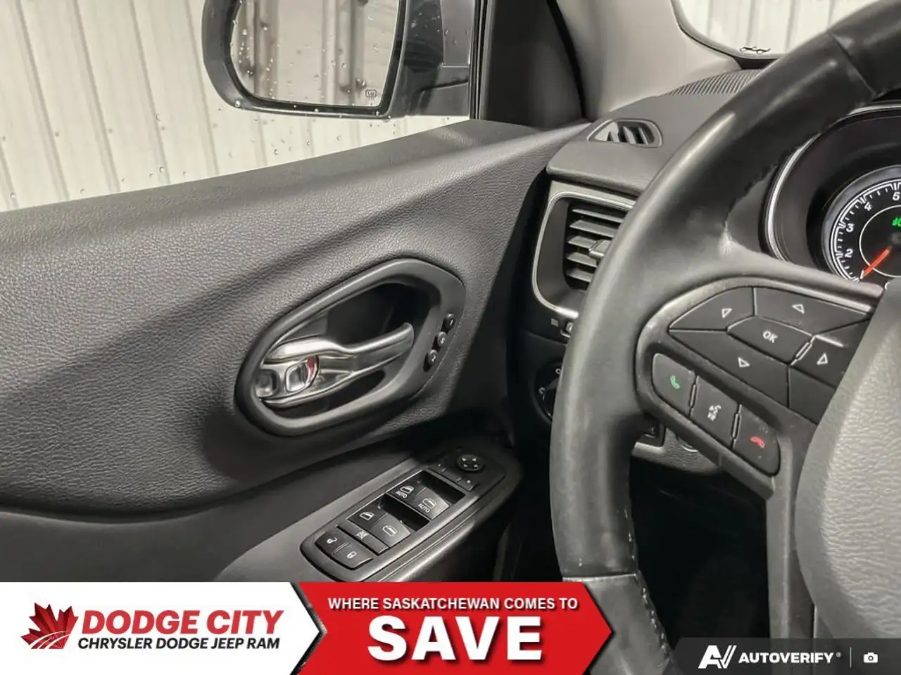Jeep Cherokee снимка Jeep Cherokee