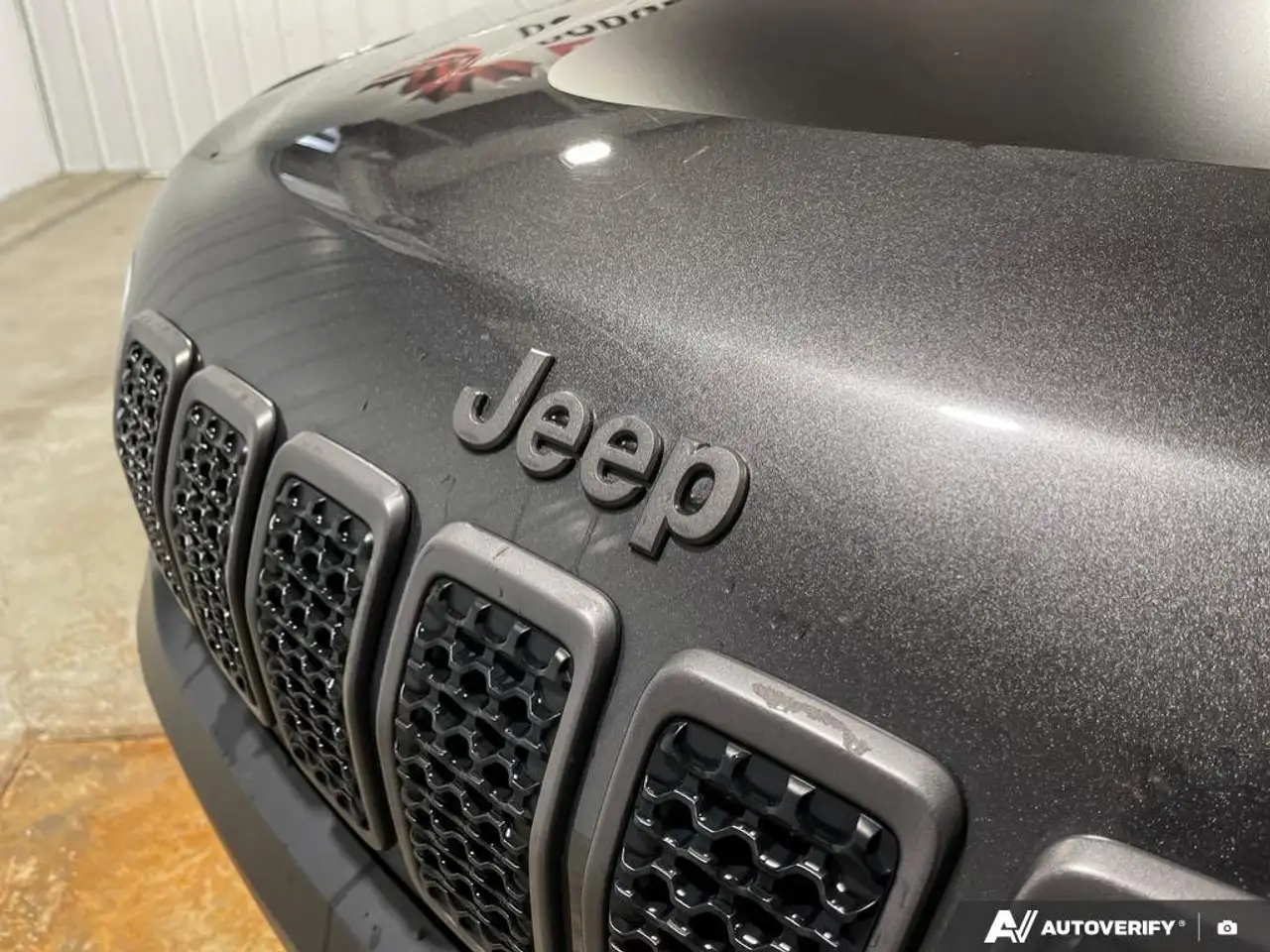 Jeep Cherokee photo Jeep Cherokee