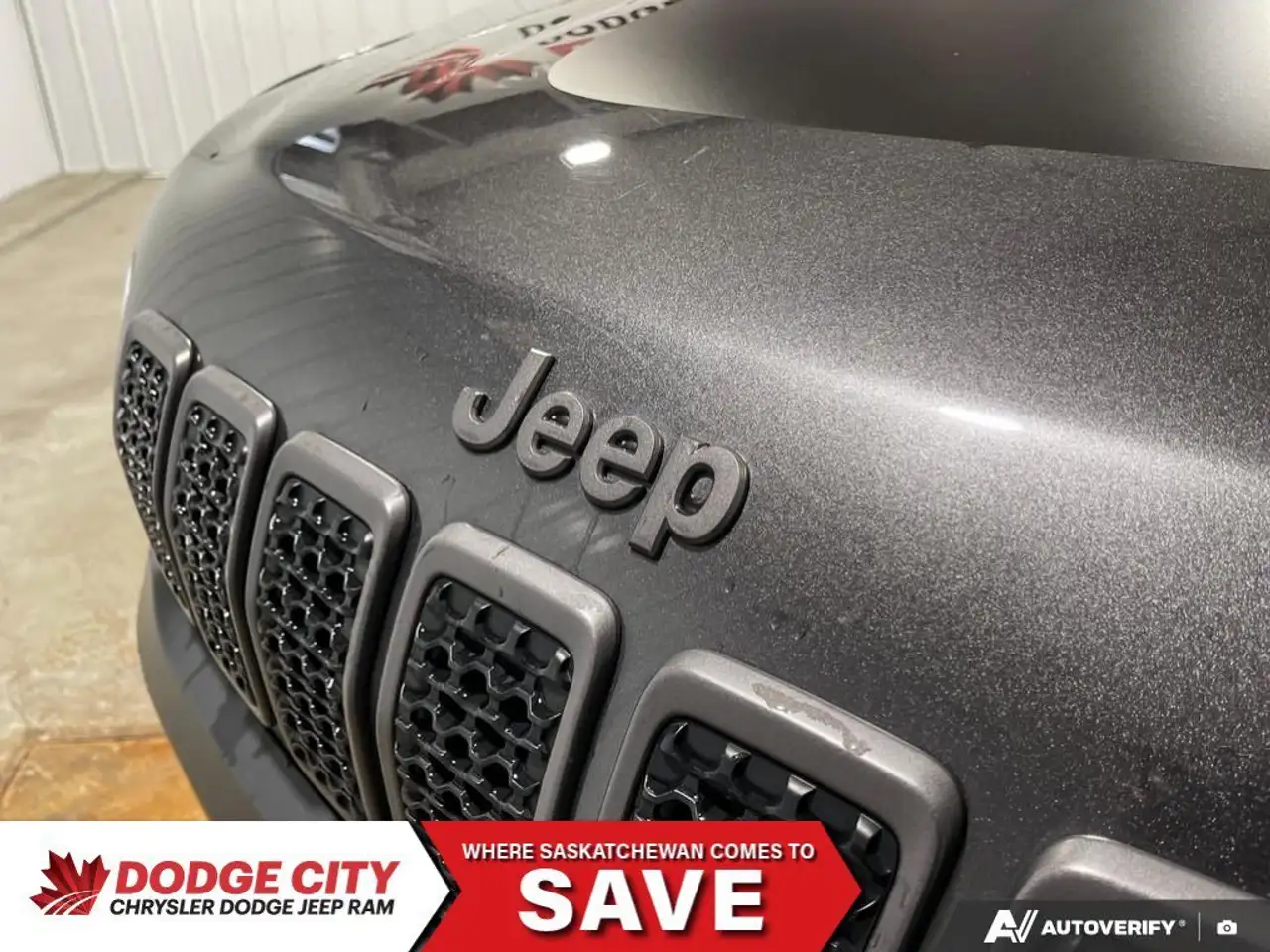 Jeep Cherokee снимка Jeep Cherokee
