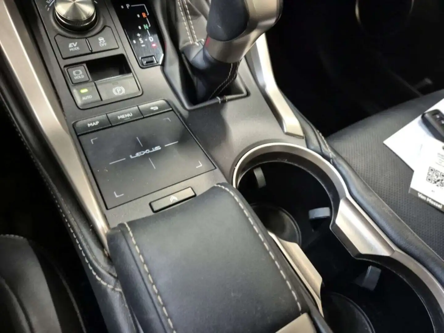 Lexus NX 300h 2.5i AWD Executive Line E-CVT (EU6.2) Blanc - 2