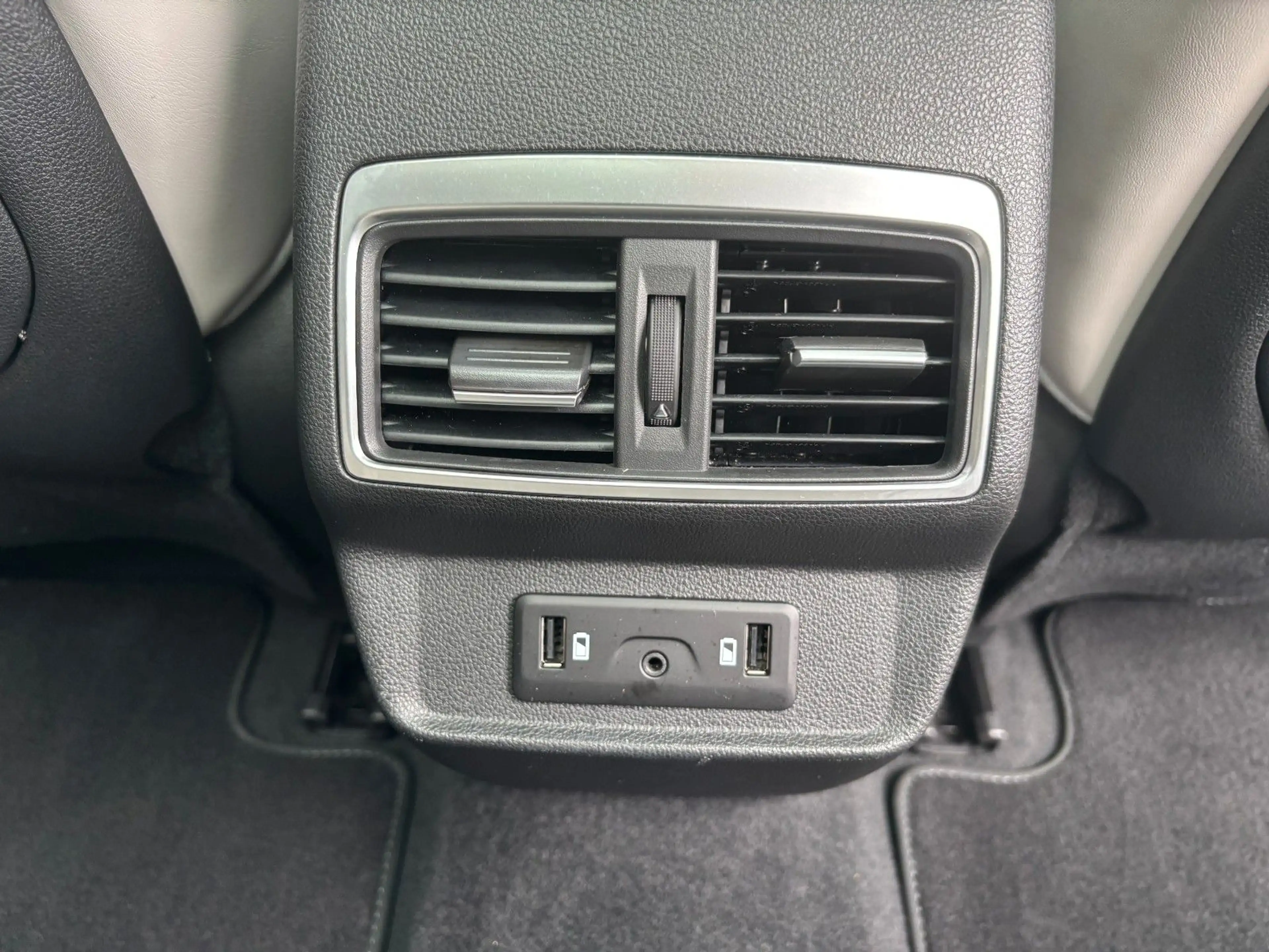 Renault Koleos TCe 160 EDC GPF Initiale Paris — photo 15