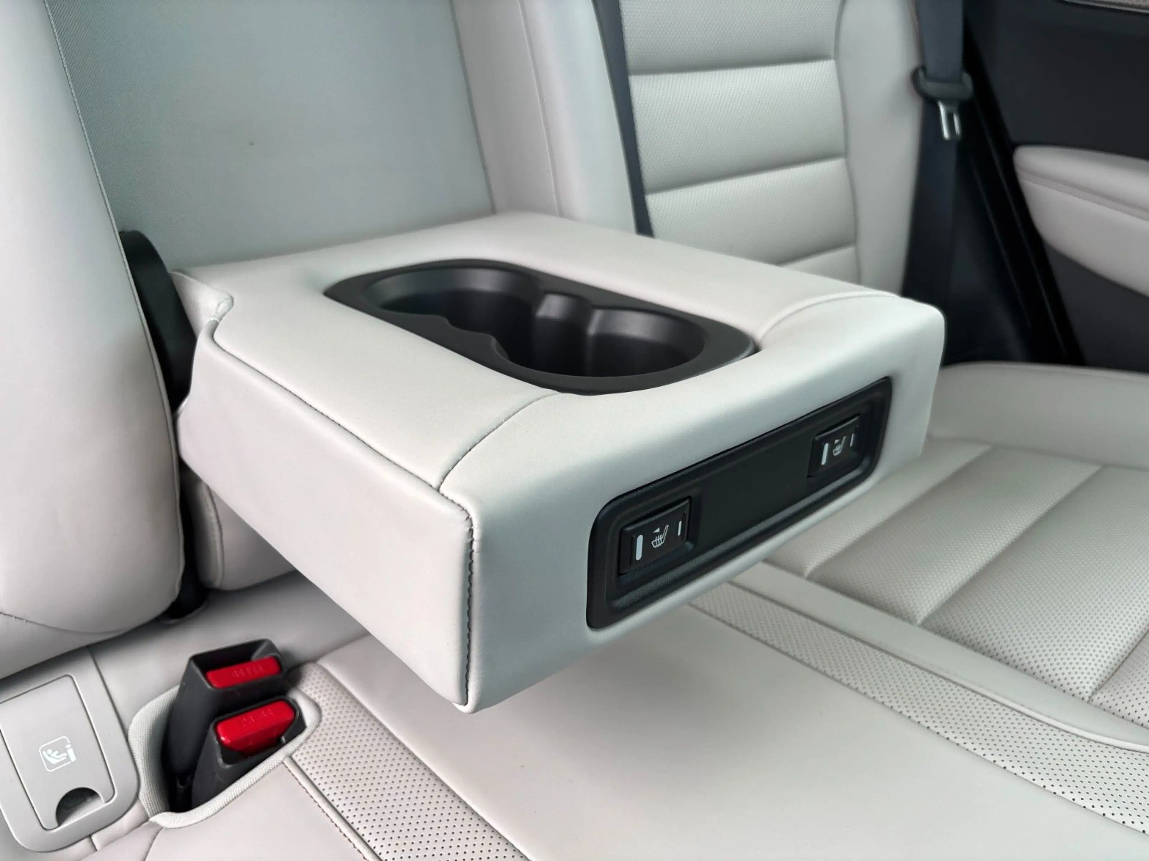 Renault Koleos TCe 160 EDC GPF Initiale Paris — photo 12