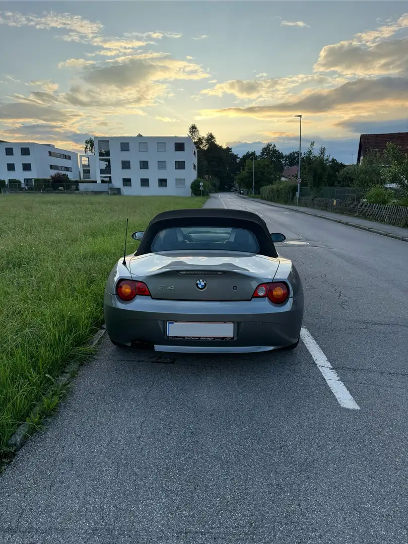 BMW Z4 2,2i Österreich-Paket - 2