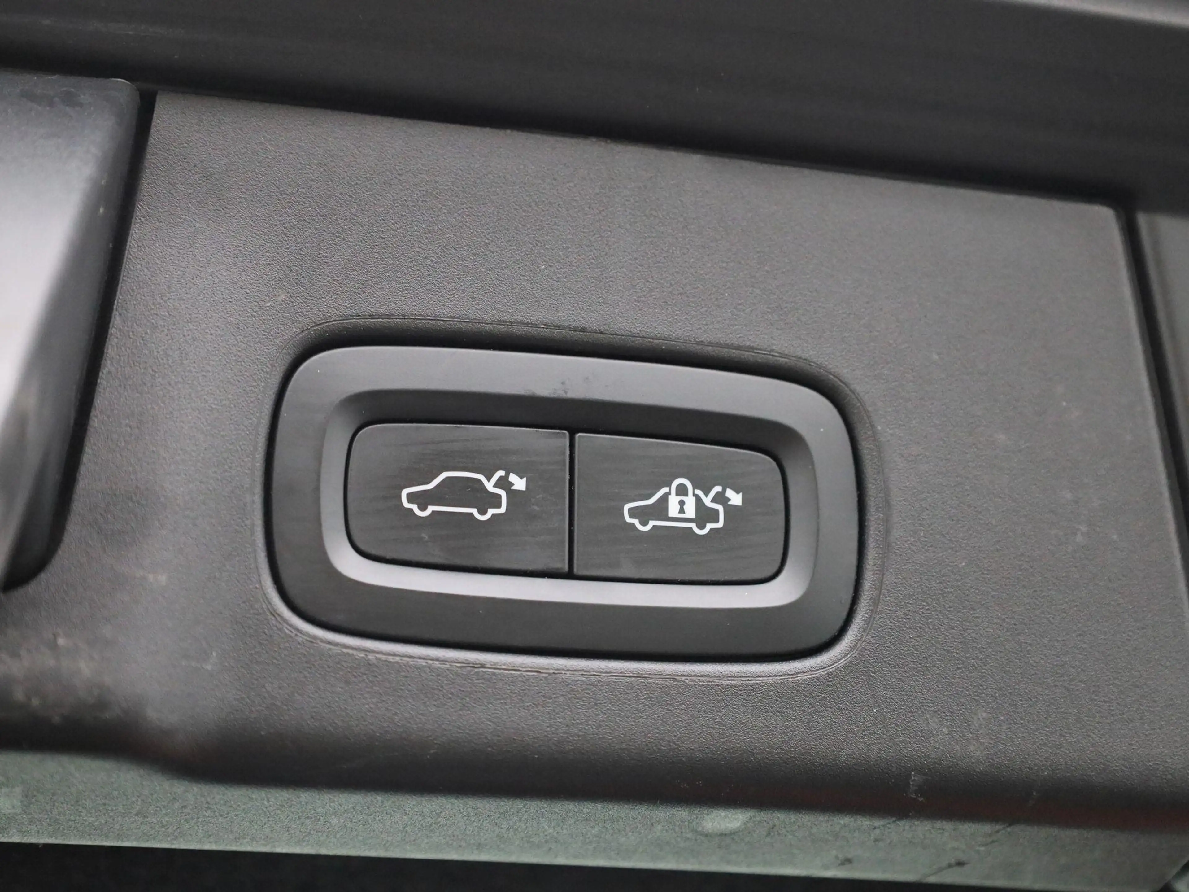 Volvo V90 T6 PHEV Plus Dark Aut. | Apple Carplay / Android A — photo 15