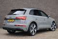 Audi Q5 55 TFSIe 367pk quattro Competition | Panoramadak | Gris - thumbnail 2