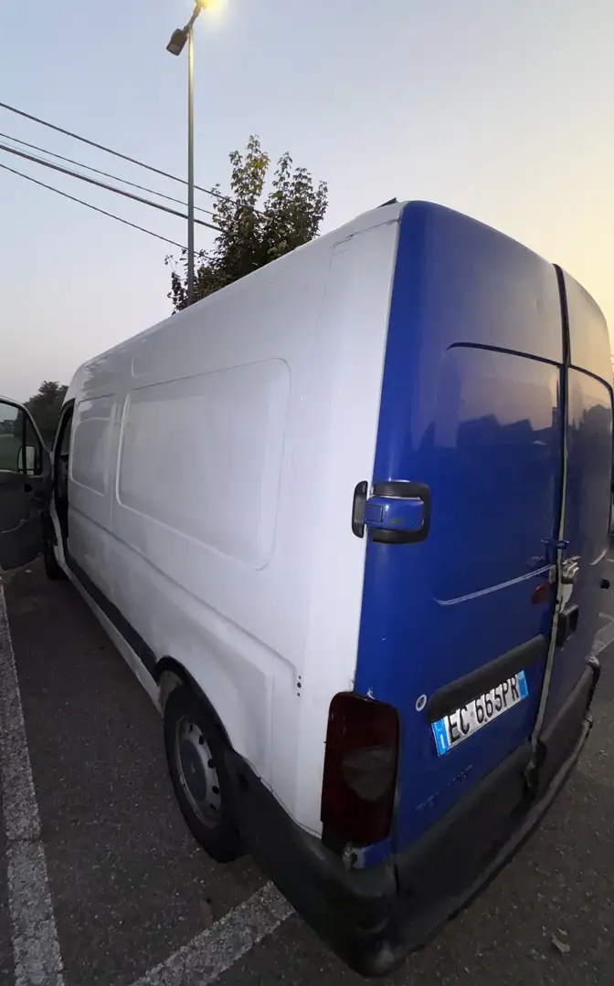 Nissan Interstar base - 2